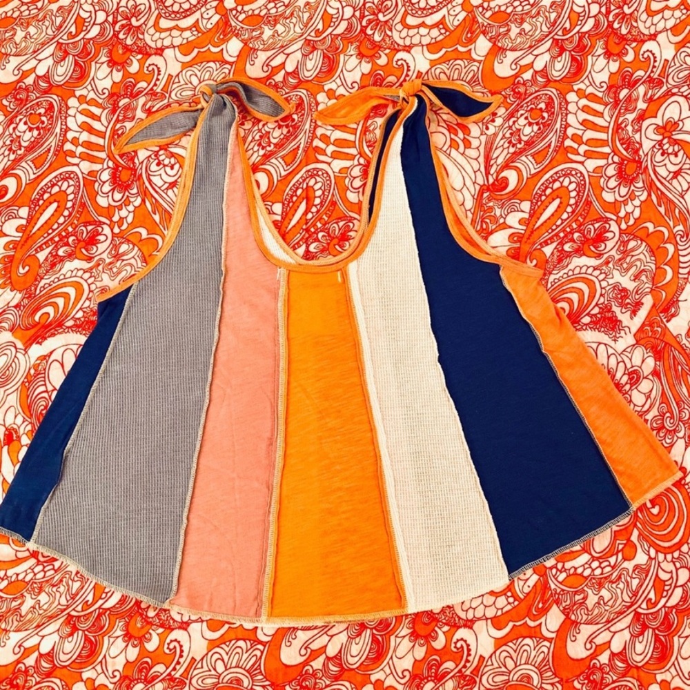 πΊπHPππΊ NWT Free People Carousel Stripe Tie Shoulder Top - Picture 11 of 12